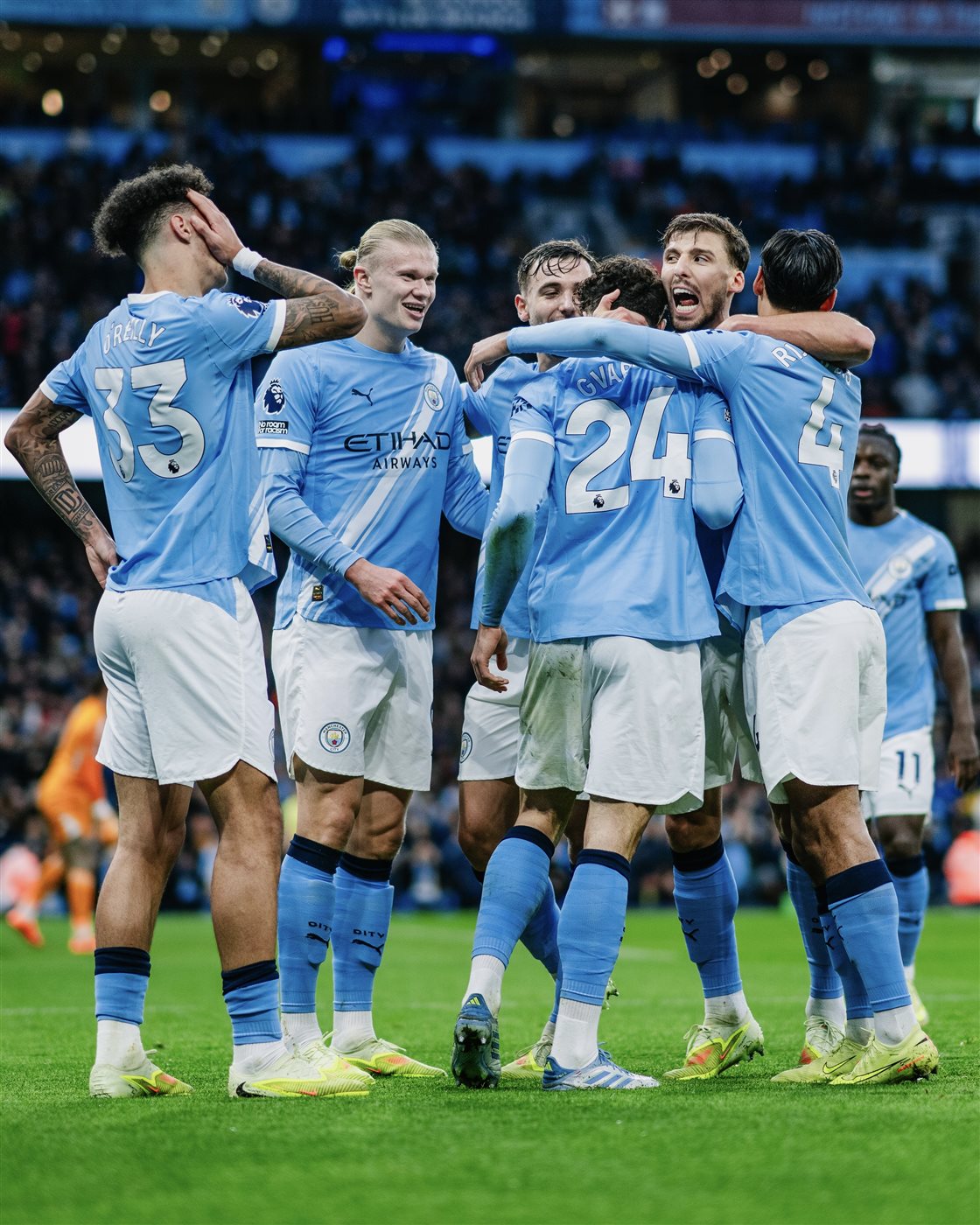 ملخص وأهداف ونتيجة مباراة مانشستر سيتي وليدز يونايتد (3-2)|فيديو