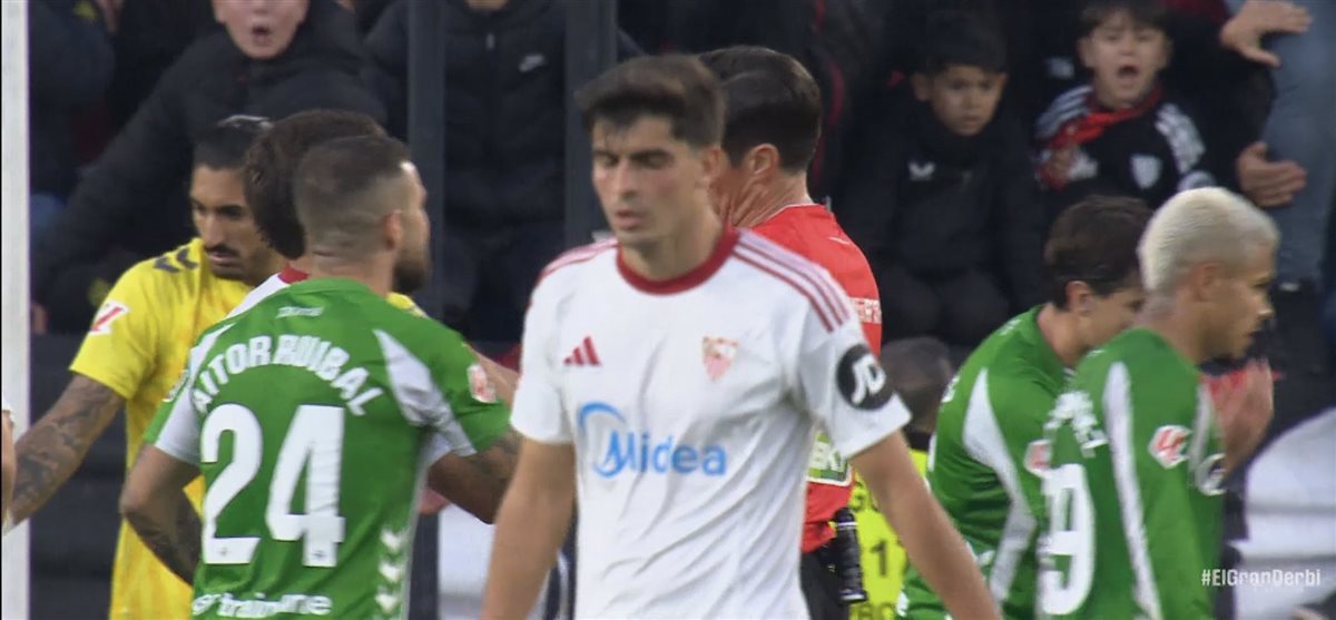 ملخص وأهداف مباراة إشبيلية وريال بيتيس