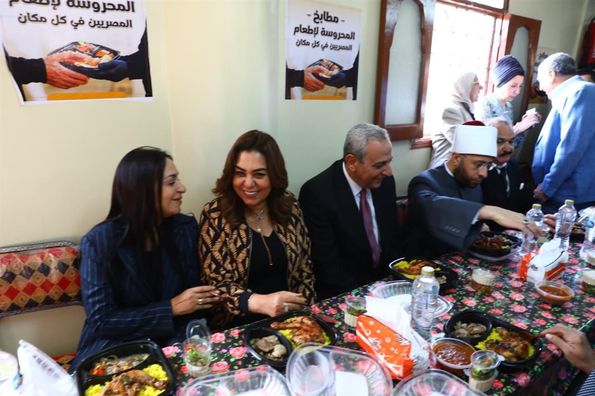 جانب من الزيارة 