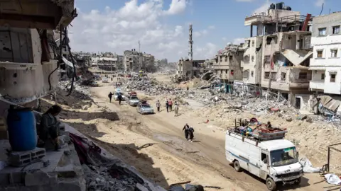 <strong>غزة</strong>