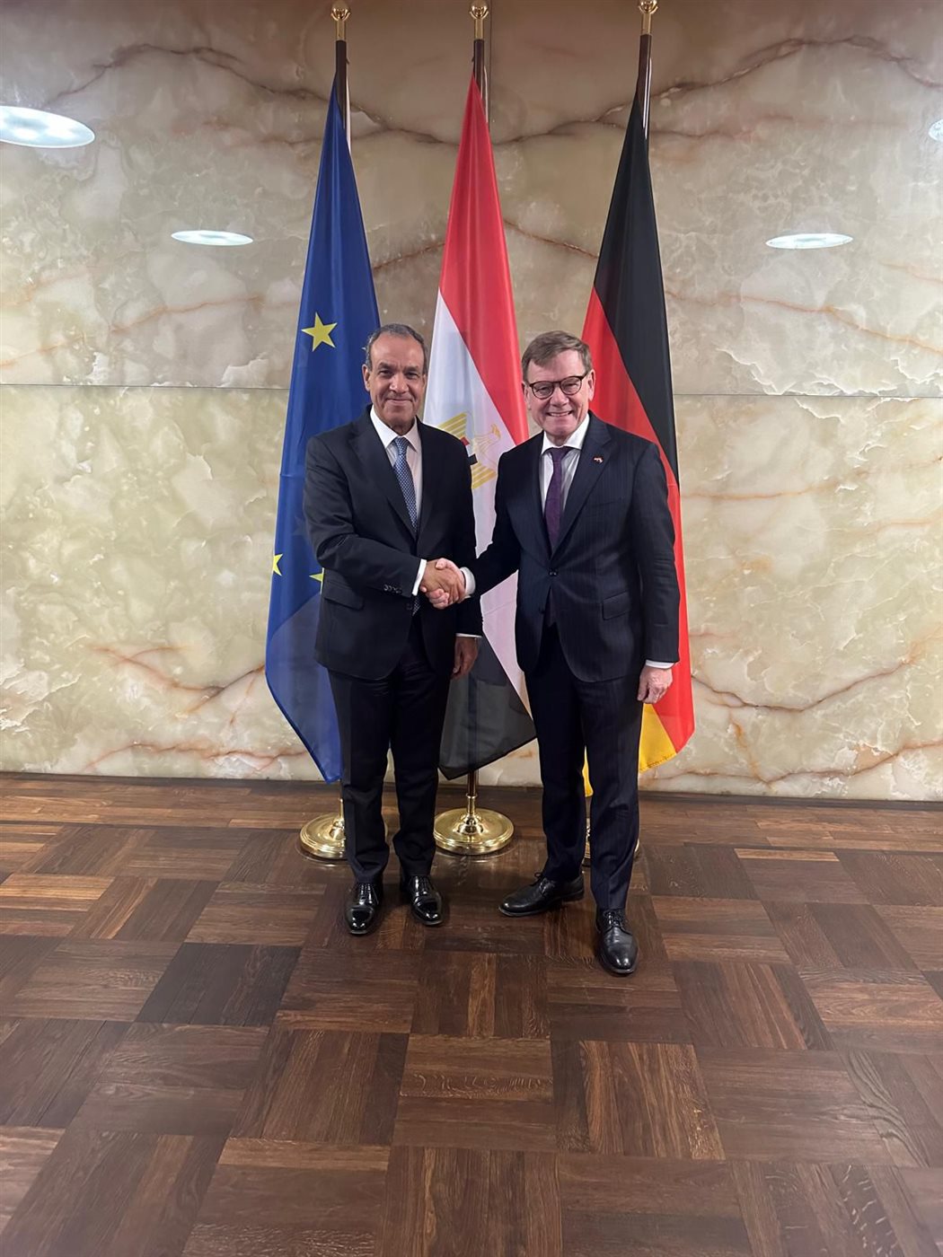 <strong>وزير الخارجية</strong>