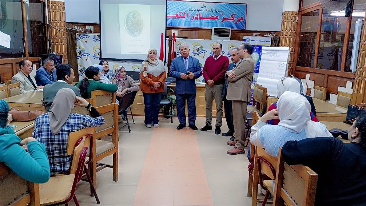 تدريب الأخصائيين الإجتماعيين والنفسيين ضمن مبادرة آمان الورد بمدارس الفيوم تحت شعار طفل آمن .... عالم أجمل