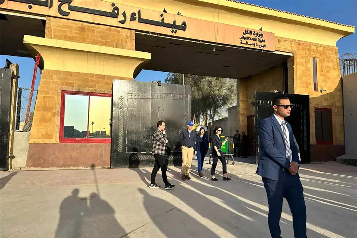 <strong>معبر رفح</strong>