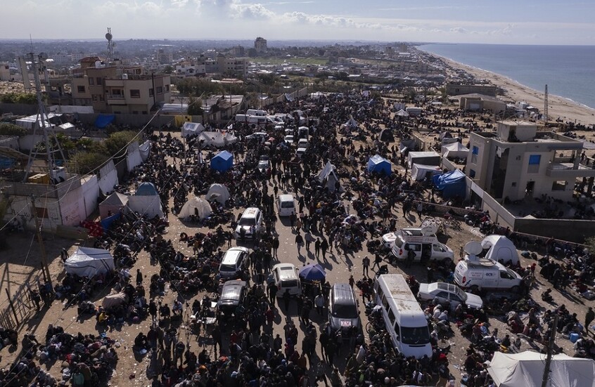 <strong>الفلسطينين</strong>