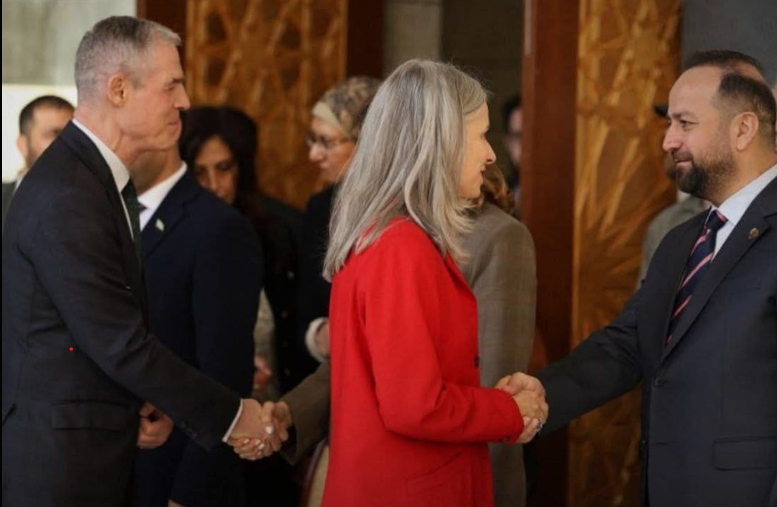 <strong>الرئيس السورى يستقبل وفد مجلس الأمن الدولى فى قصر الشعب بدمشق</strong>