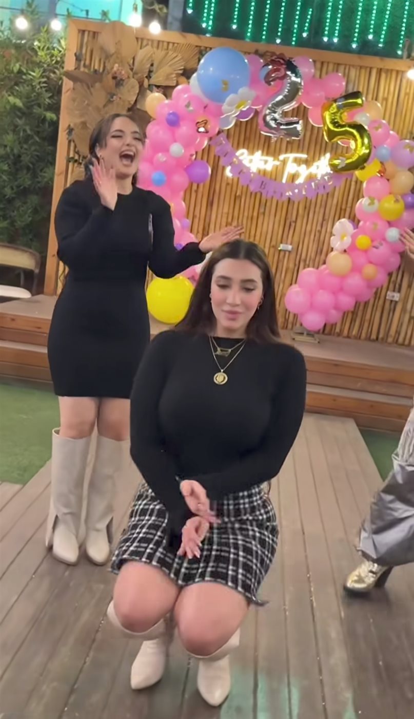 رقص شروق قاسم