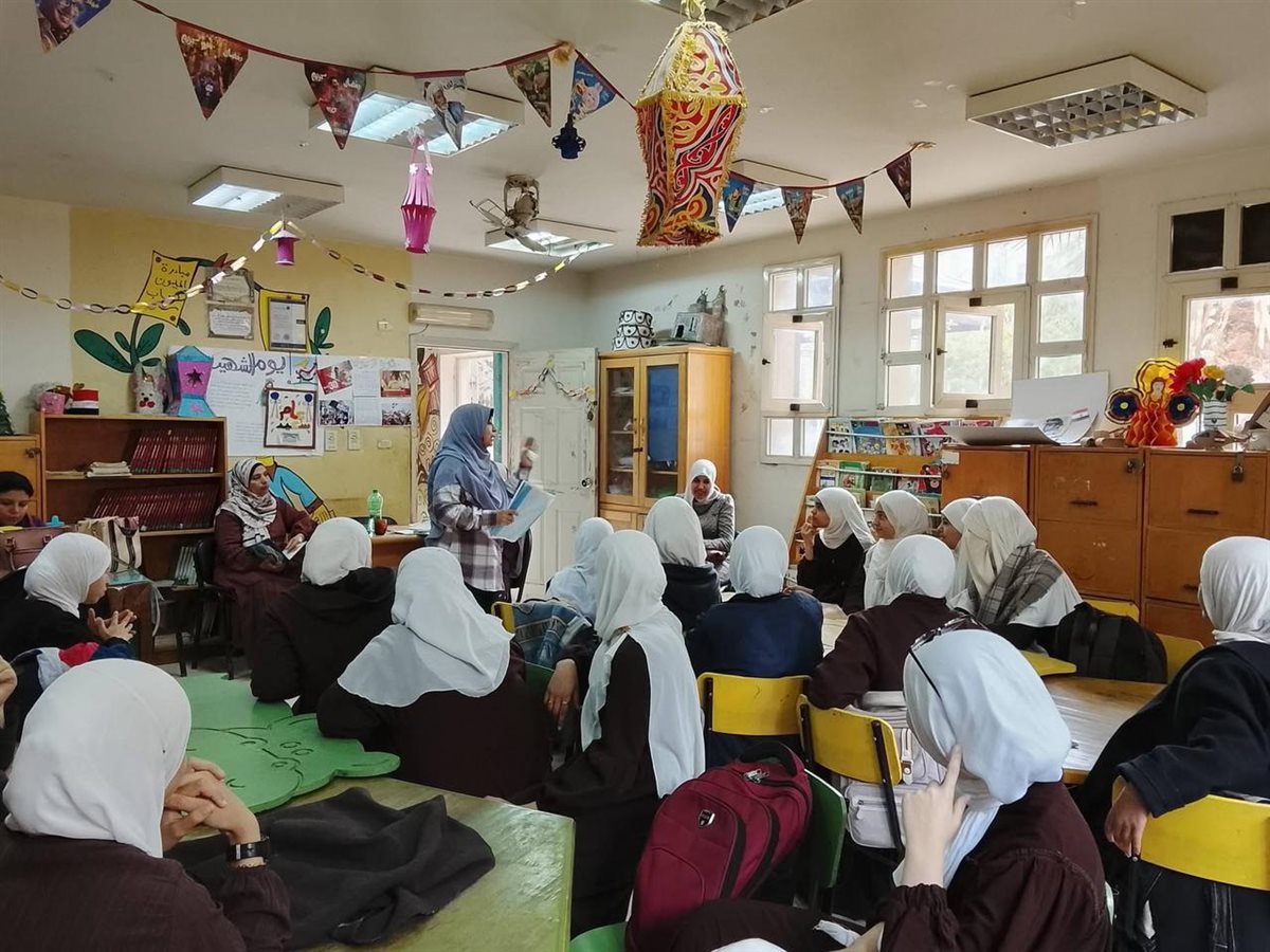 مكتبة الفيوم العامة تنظم يومًا ثقافيًا وترفيهيًا احتفالًا باليوم الدولي للمتطوعين