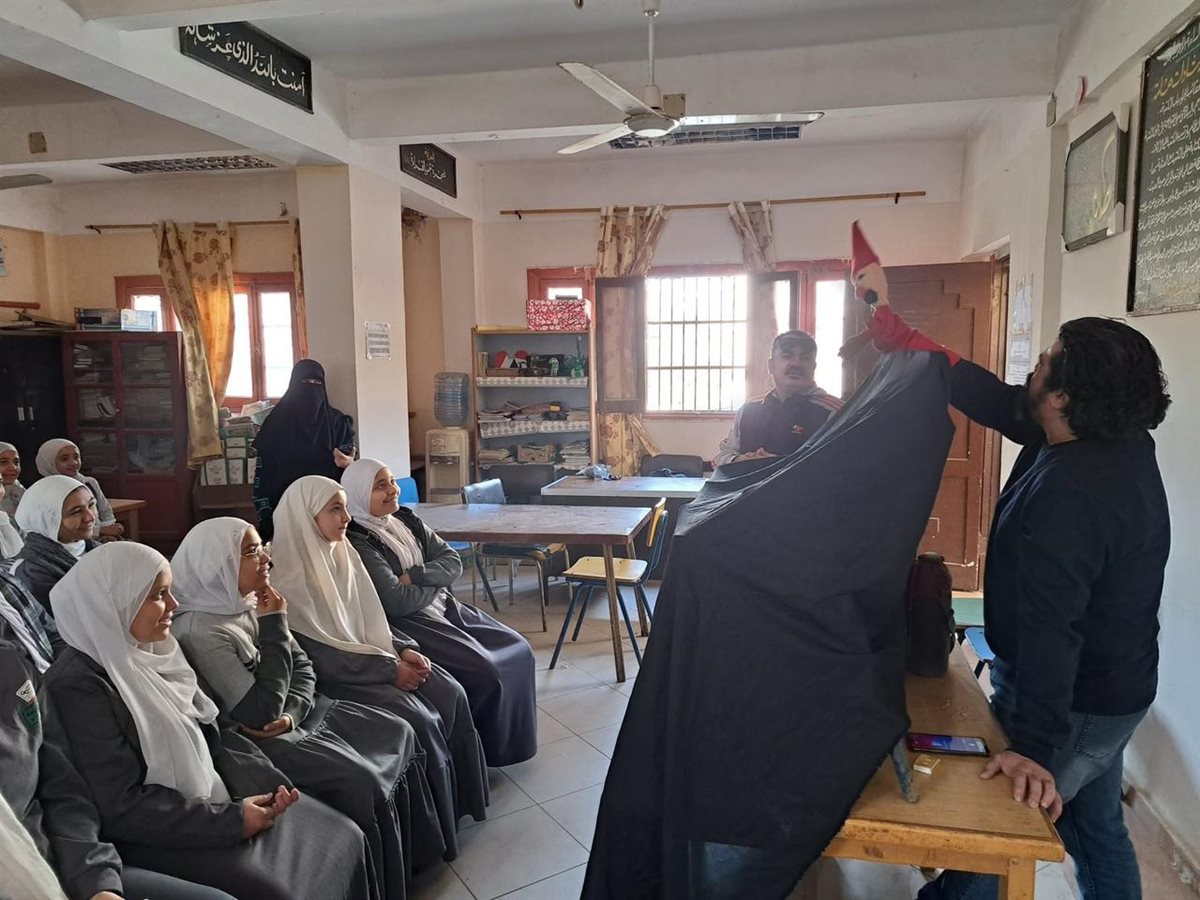 مكتبة الفيوم العامة تنظم يومًا ثقافيًا وترفيهيًا احتفالًا باليوم الدولي للمتطوعين