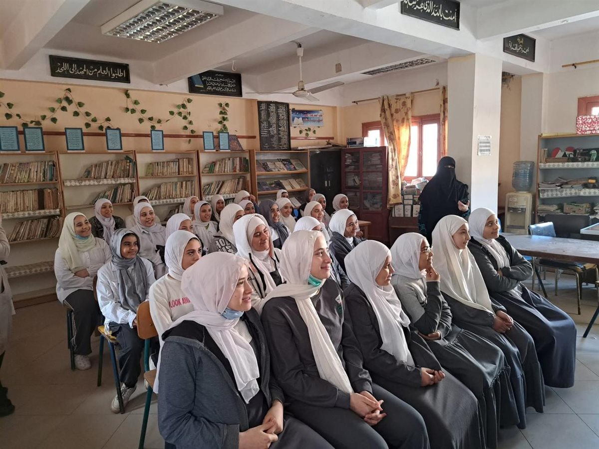 مكتبة الفيوم العامة تنظم يومًا ثقافيًا وترفيهيًا احتفالًا باليوم الدولي للمتطوعين