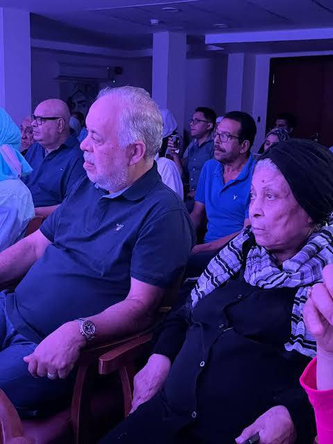 الدكتورة منى صادق مع دكتور أشرف زكي نقيب المهن التمثيلية