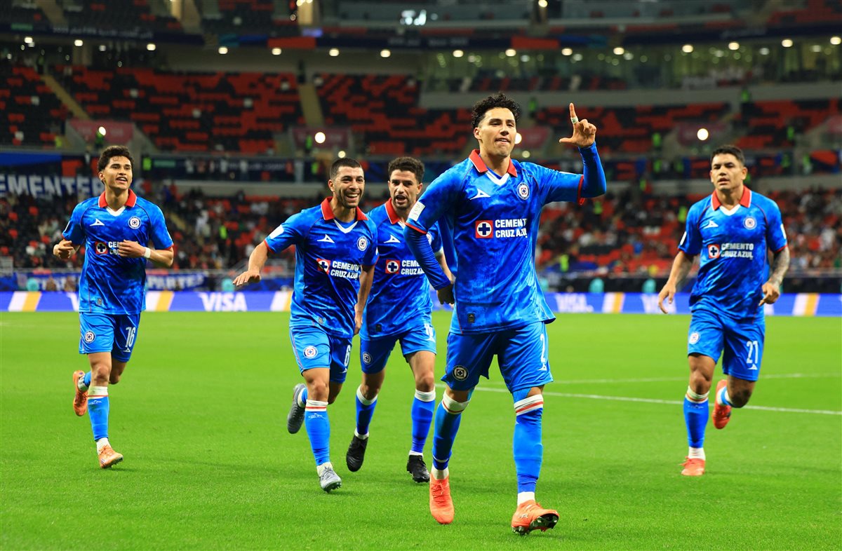 نتيجة وأهداف مباراة فلامنجو وكروز أزول