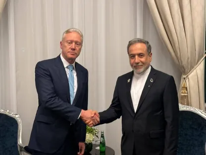 <strong>وزير الخارجية اللبناني ونظيره الإيراني</strong>