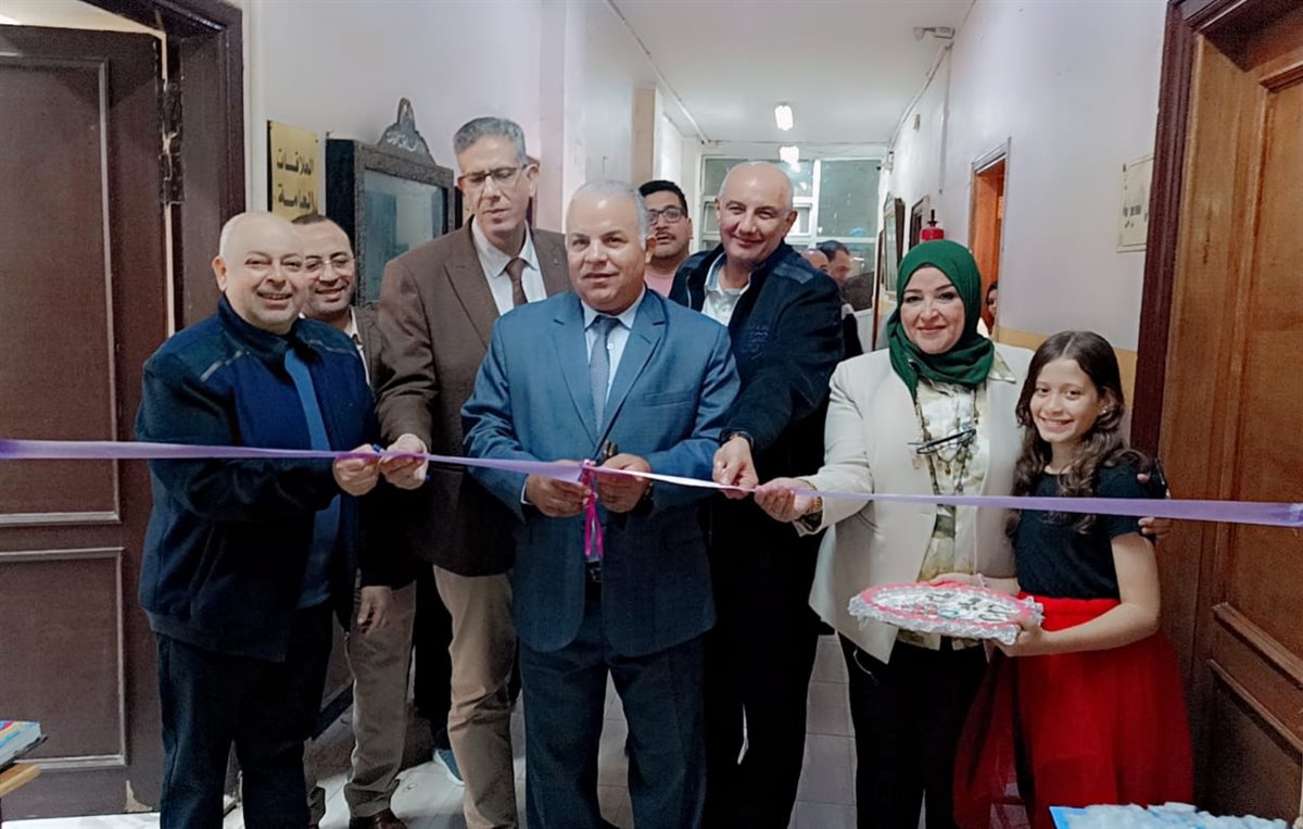 قبيصي يفتتح معرض نتائج العام الجديد ويشيد بتألق وإبداع الأنشطة بتعليم الفيوم فى تصميم وعرض 400 نتيجة جديدة بالمعرض