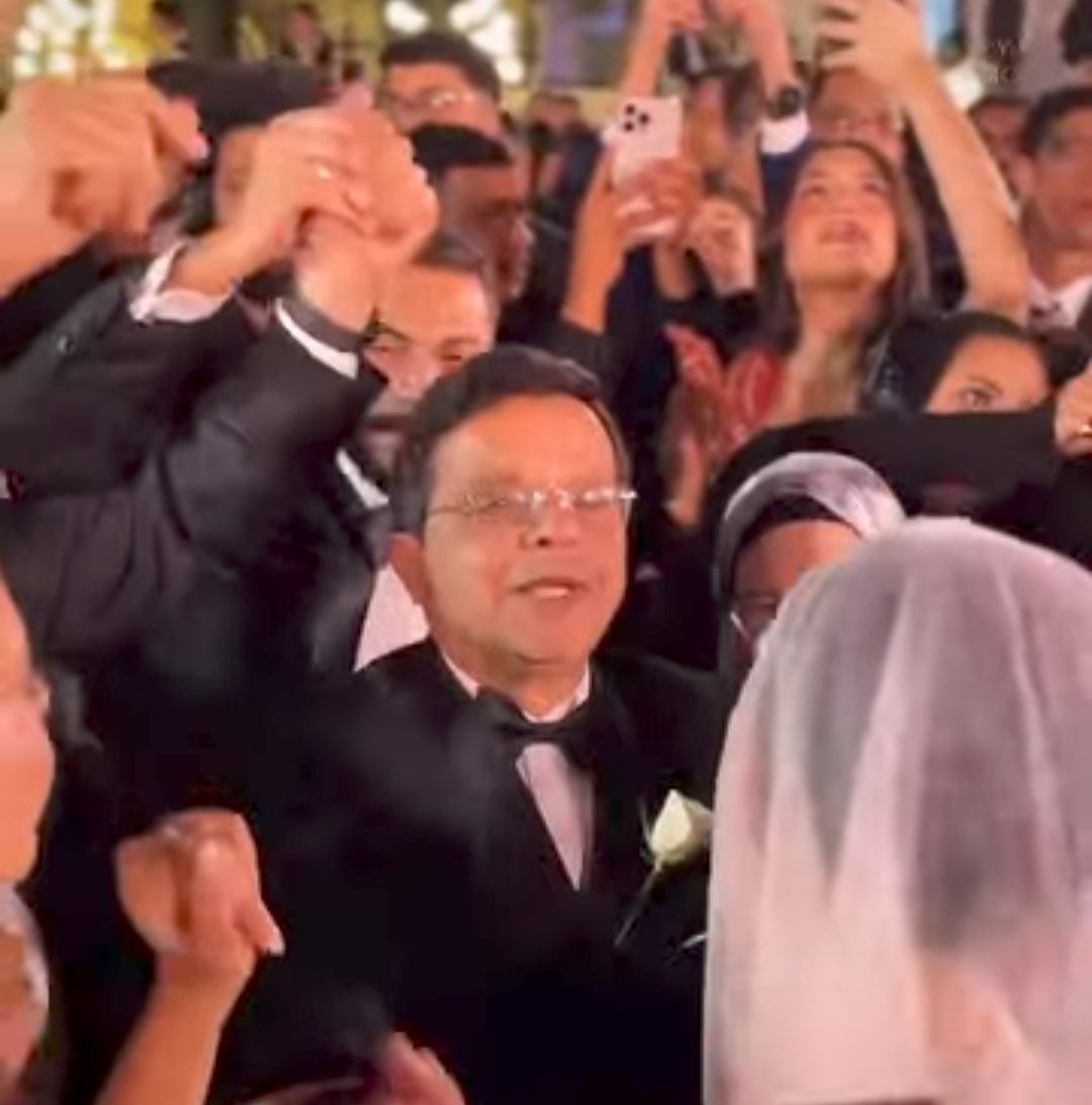 محمد هنيدي في حفل زفاف ابنته