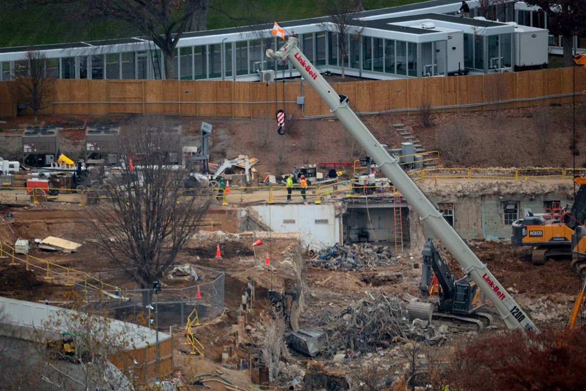 <strong>مشروع قاعة رقص داخل البيت الأبيض</strong>