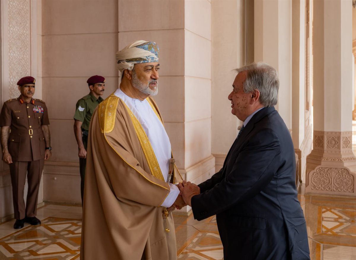 سلطان عمان السلطان هيثم بن طارق والأمين العام للأمم المتحدة أنطونيو جوتيريش