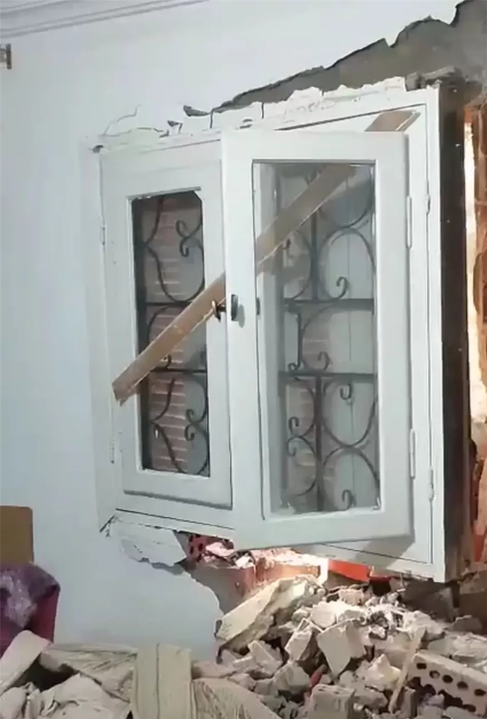 اثار الحادث&nbsp;