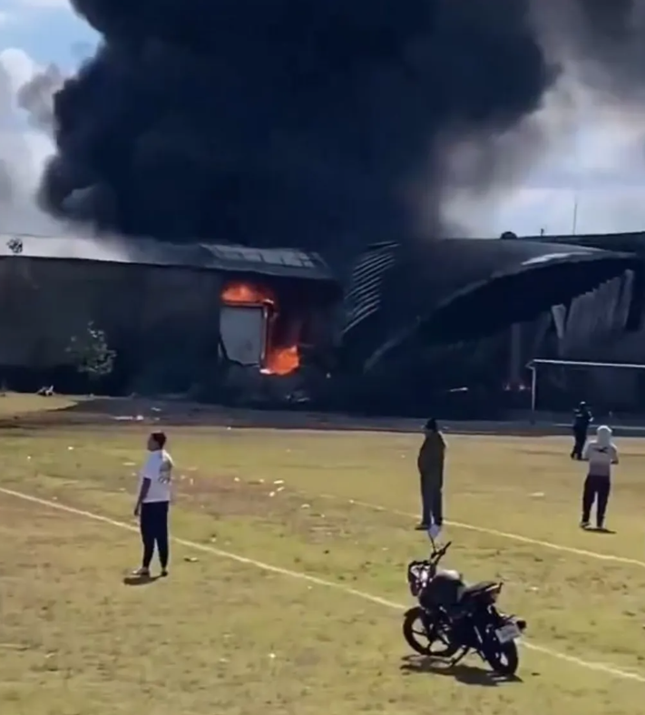 <strong>سقوط طائرة</strong>