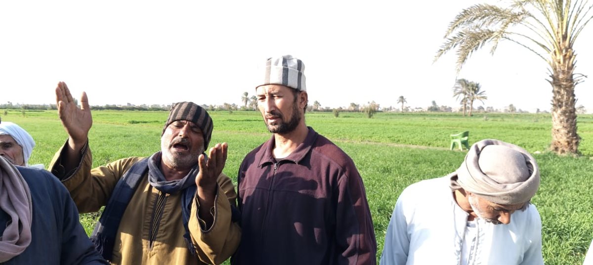 أهالي عزبة حفيظة هانم بالفيوم يستغيثون بوزير الأوقاف بعد زيادة إيجار الأرض من 13 ألفًا إلى 32 ألفًا