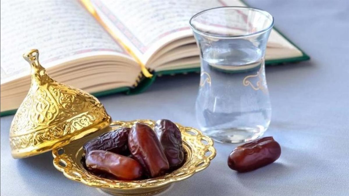 هل يجوز الصيام على جنابة؟
