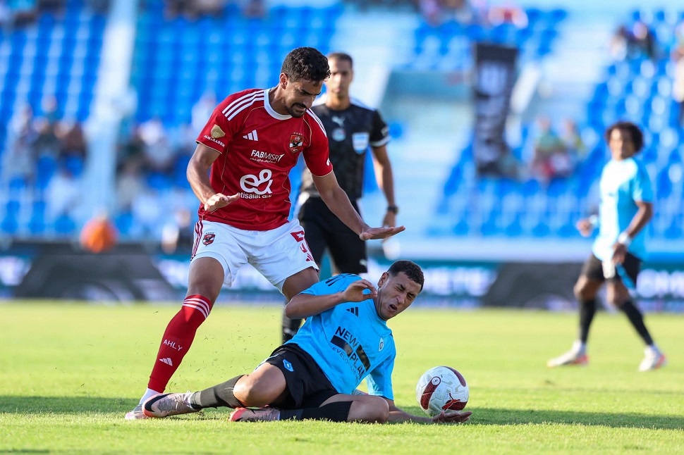 <strong>الأهلي وغزل المحلة</strong>