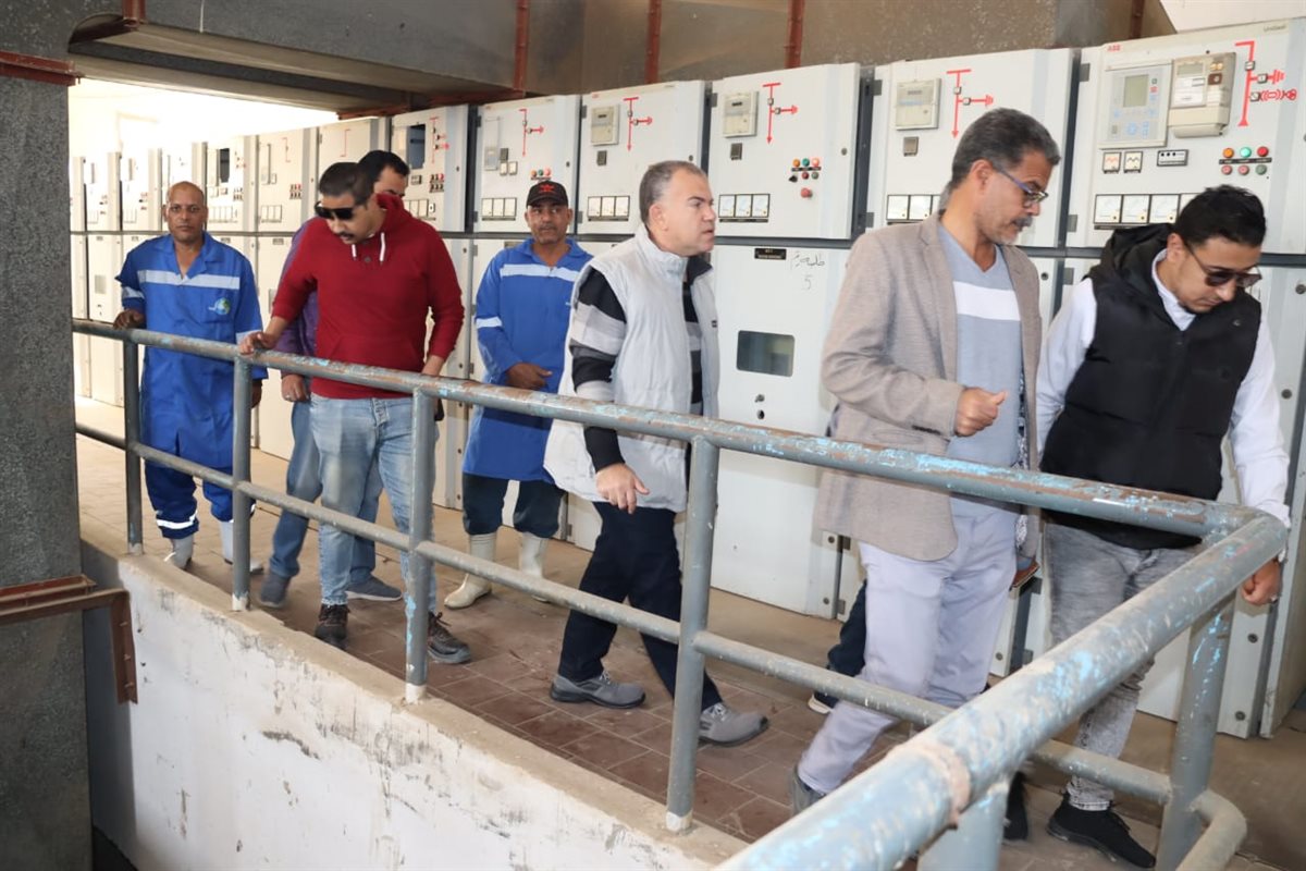 رئيس مياه الفيوم يتفقد مأخذ و محطة تنقية مياه الشرب بشرق طامية