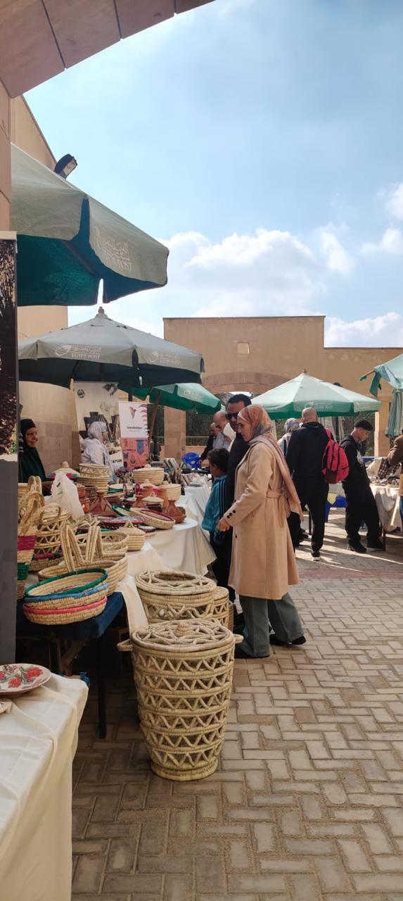 معرض للحرف اليدوية والصناعات التراثية الفيومية بنادي الزهور بالقاهرة.. تحت رعاية محافظ الفيوم