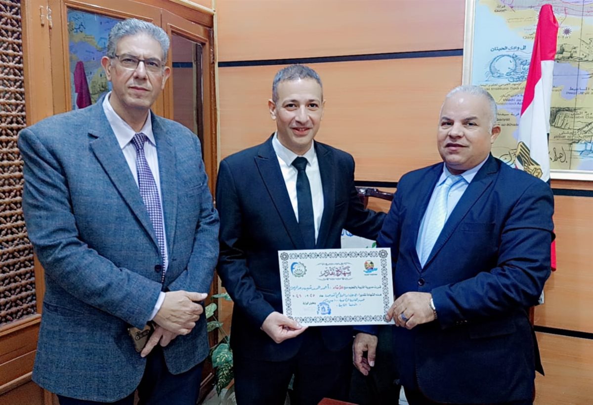 قبيصي يكرم شباب المبادرة الرئاسية 