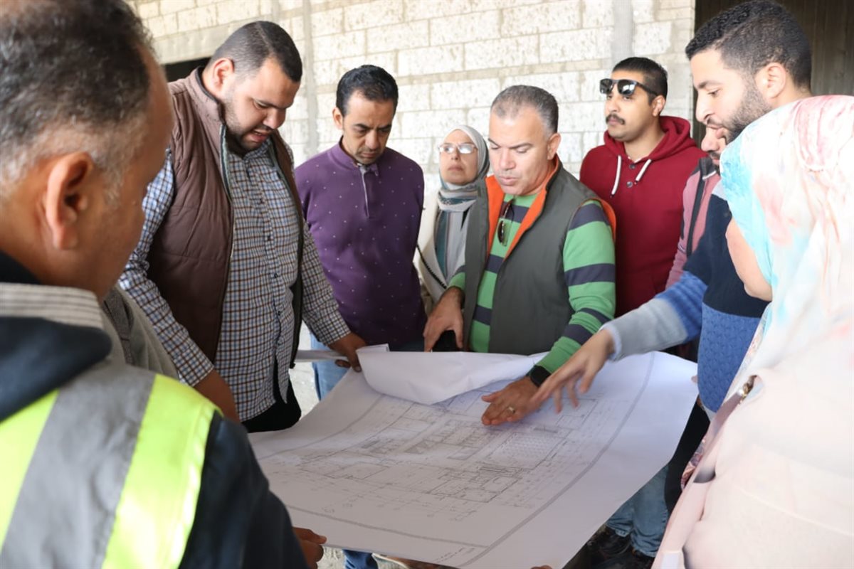 رئيس مياه الفيوم يتابع أعمال صيانة خط طرد بمحطة مياه العزب القديمة وأعمال إنشاء المبنى الإداري بمدينة الفيوم