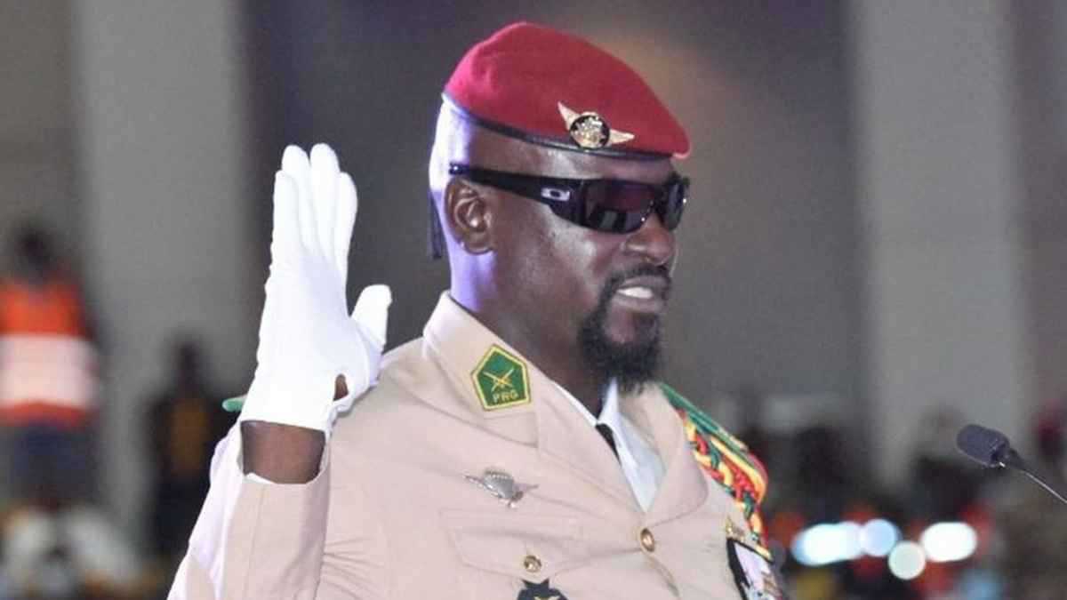 مامادي دومبويا رئيس غينيا الجديد
