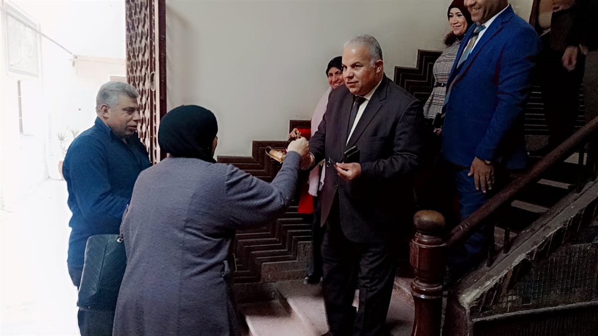 مدير تعليم الفيوم وحدة التواصل ودعم المعلمين تصنع بهجة العام الجديد 2026
