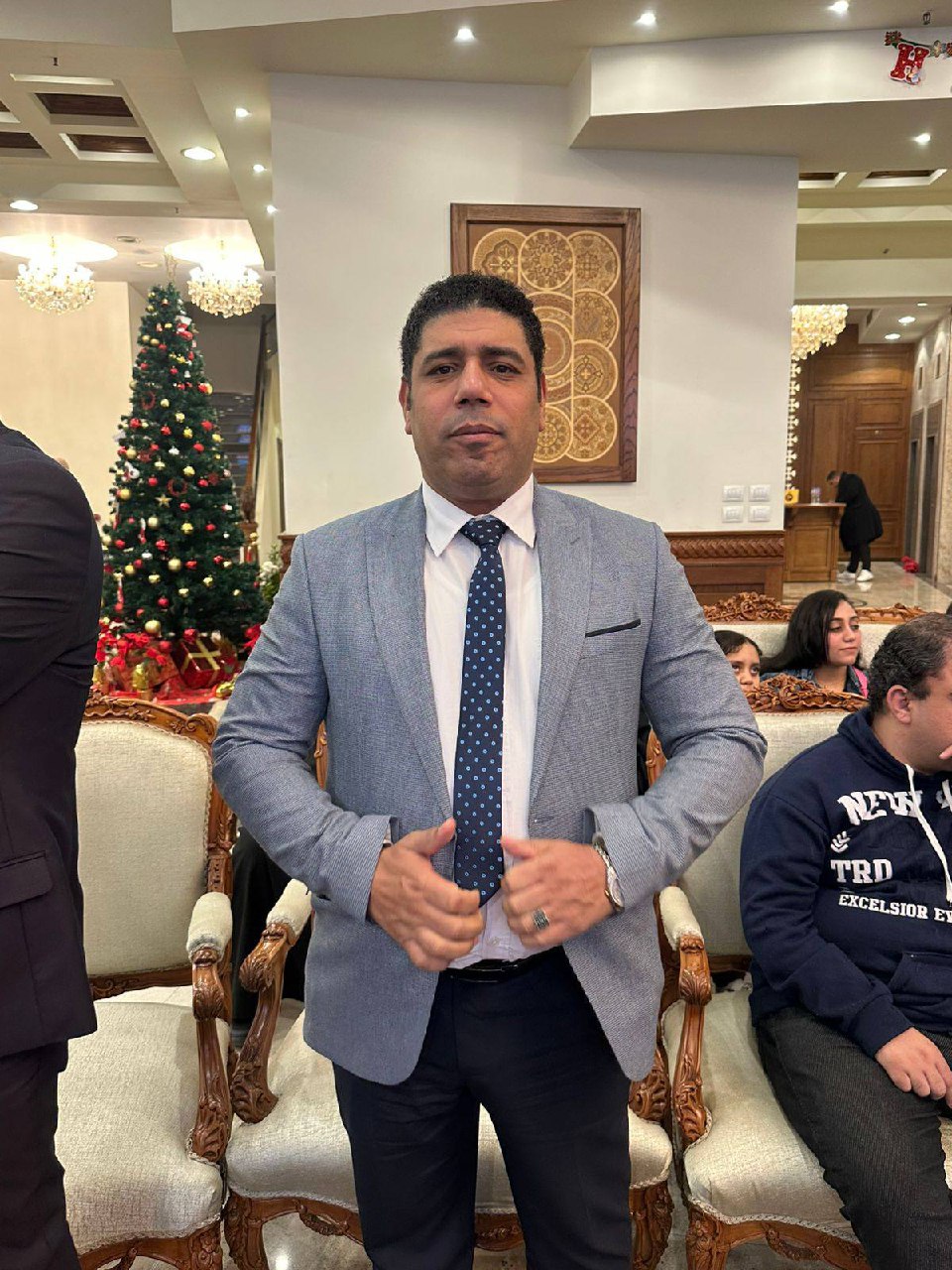 النائب عادل زيدان
