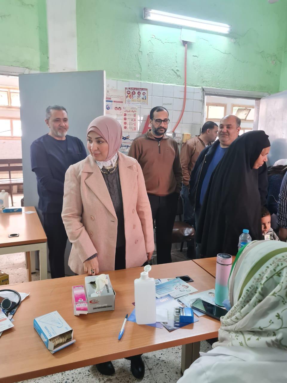 جوله مفاجئه لوكيل الصحة بالفيوم على مستشفى الفيوم العام للاطمئنان على سير العمل