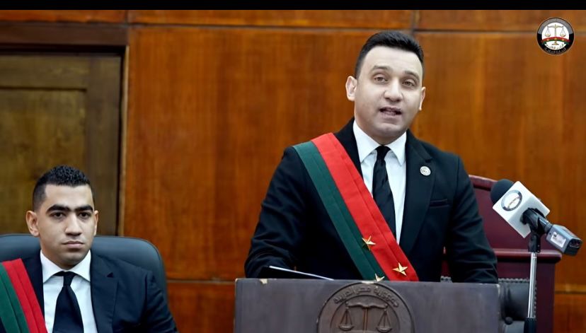 ممثل النيابة أثناء المرافعة