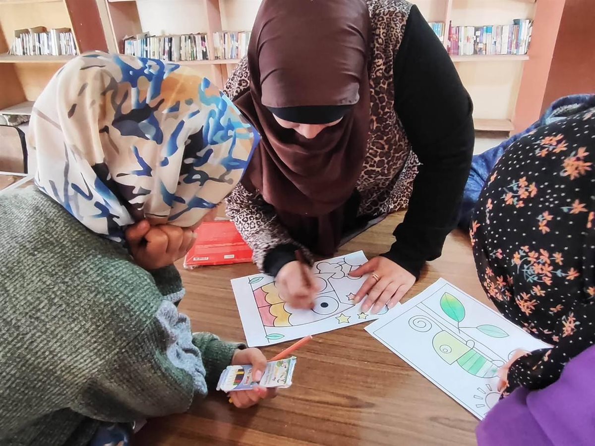 ألوان تبهج القلوب وتحرر طاقة الأطفال ورش رسم وتلوين في مكتبة اللاهون بالفيوم&nbsp;