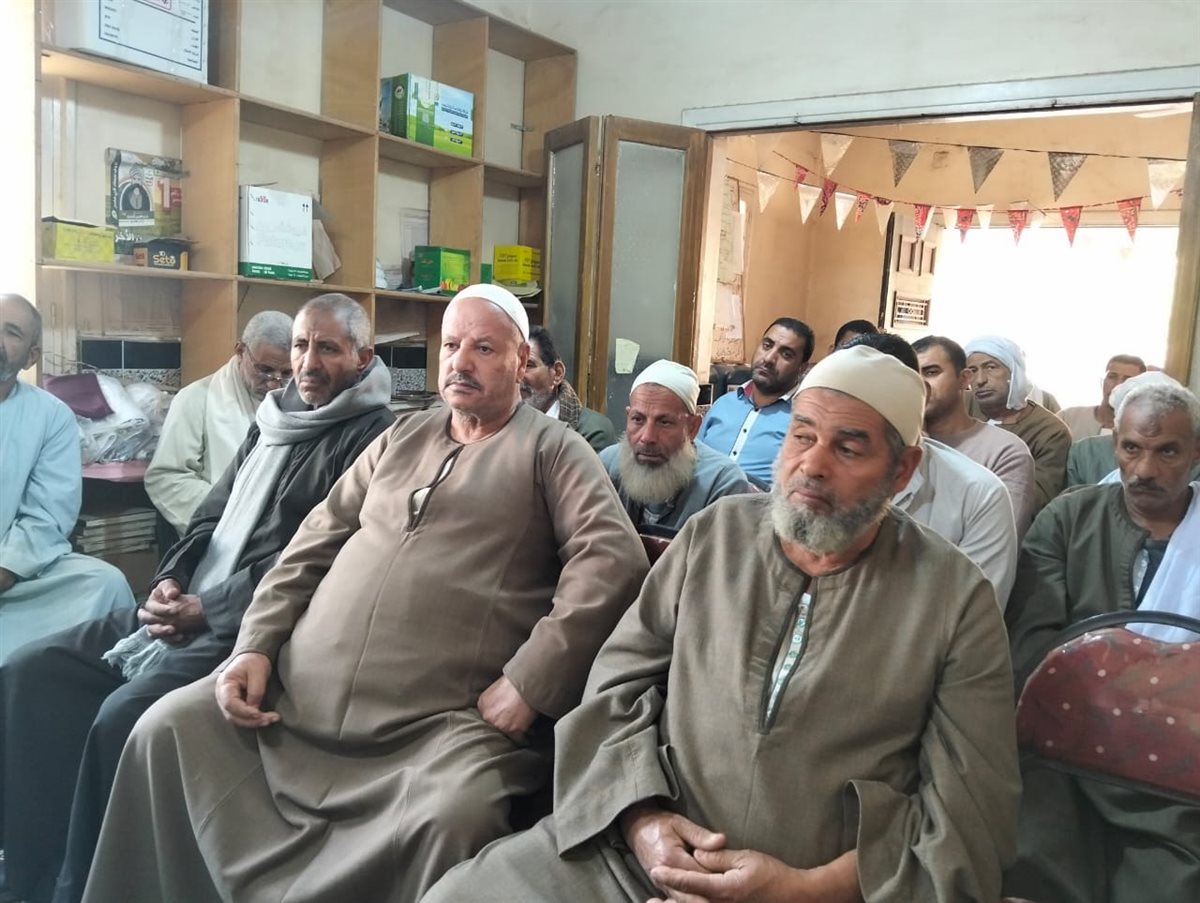 ندوتين إرشاديتين لزراعة الفيوم لترشيد المياه وتطويرالري واستخدام الكمبوست بدمو