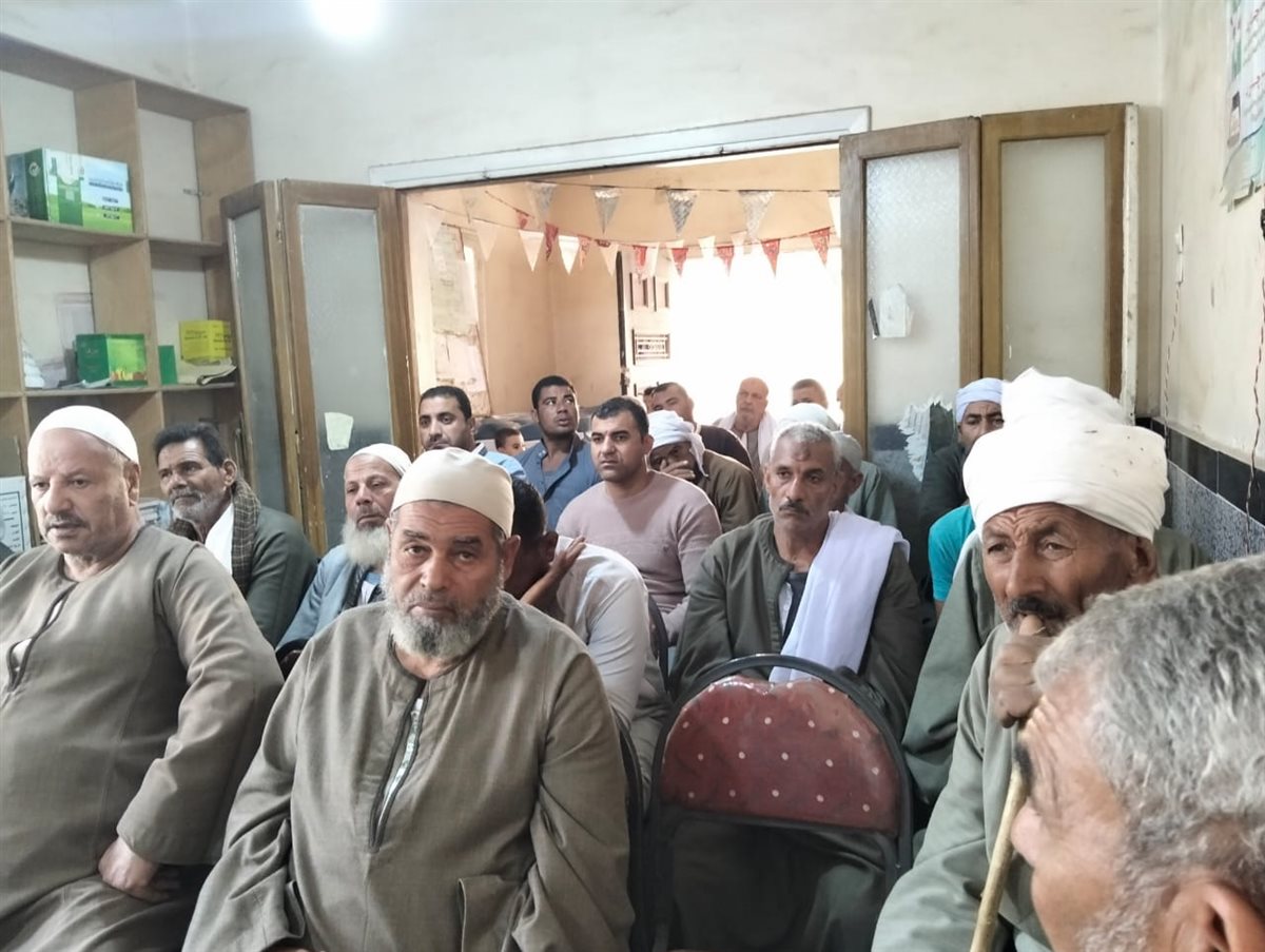 زراعة الفيوم تنظم يومًا تدريبيًا حول تطهير الترع والمساقي لترشيد استهلاك المياه بمركز الفيوم