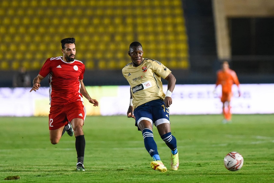 <strong>الأهلي وطلائع الجيش</strong>