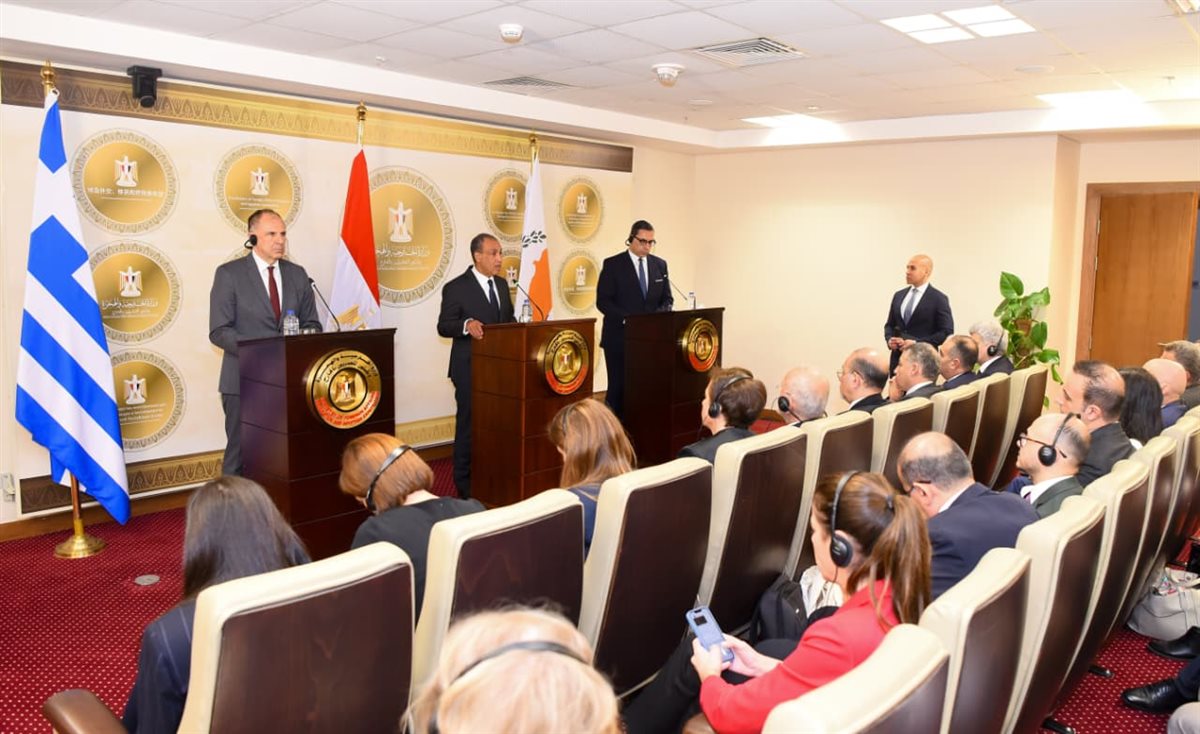 <strong>مشاورات سياسية لوزراء خارجية مصر واليونان وقبرص</strong>