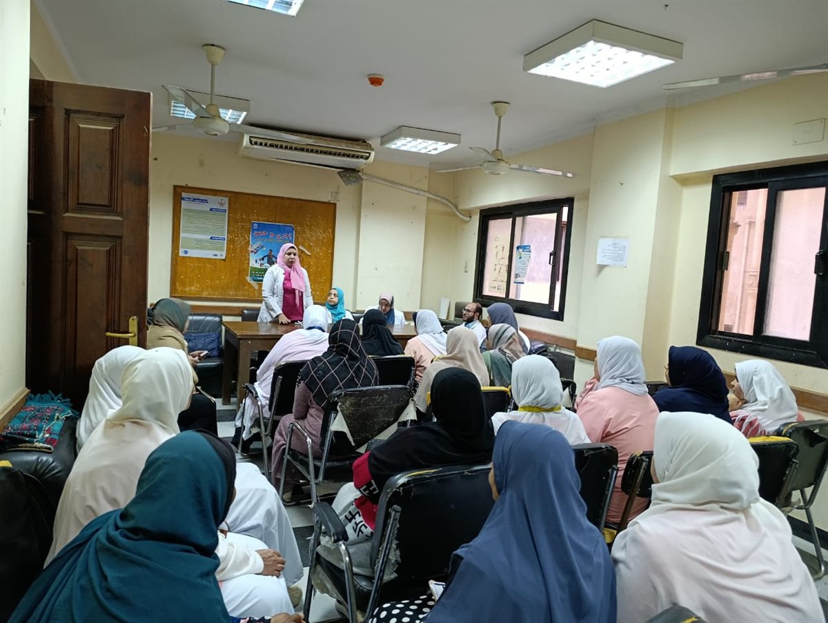 الصحة بالفيوم والمركز القومى للبحوث ينفذان قافلة توعوية لتنمية الوعى بالأمراض الوراثية&nbsp;