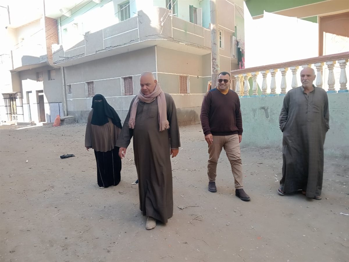 مياه الفيوم تواصل نزولها الميداني بقرى وعزب سنورس المتأثرة بالسدة الشتوية لتوعية المواطنين