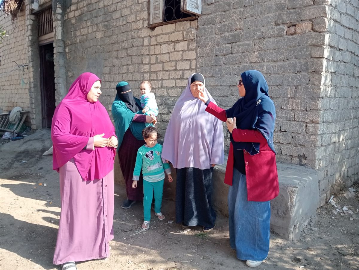 مياه الفيوم تواصل نزولها الميداني بقرى وعزب سنورس المتأثرة بالسدة الشتوية لتوعية المواطنين