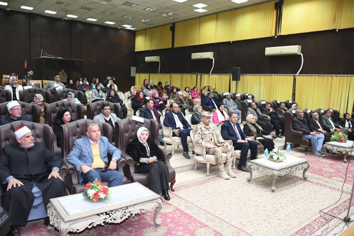نائباً عن محافظ الفيوم..السكرتير العام للمحافظة يشهد احتفالية مديرية الثقافة بعيد الشرطة