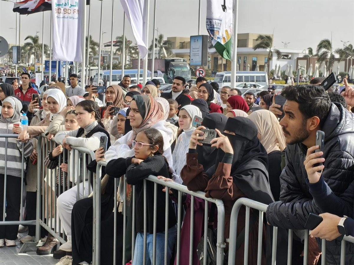 كورال الطفل لثقافة الفيوم يبدع على مسرح معرض القاهرة الدولي للكتاب ويخطف أنظار الجمهور