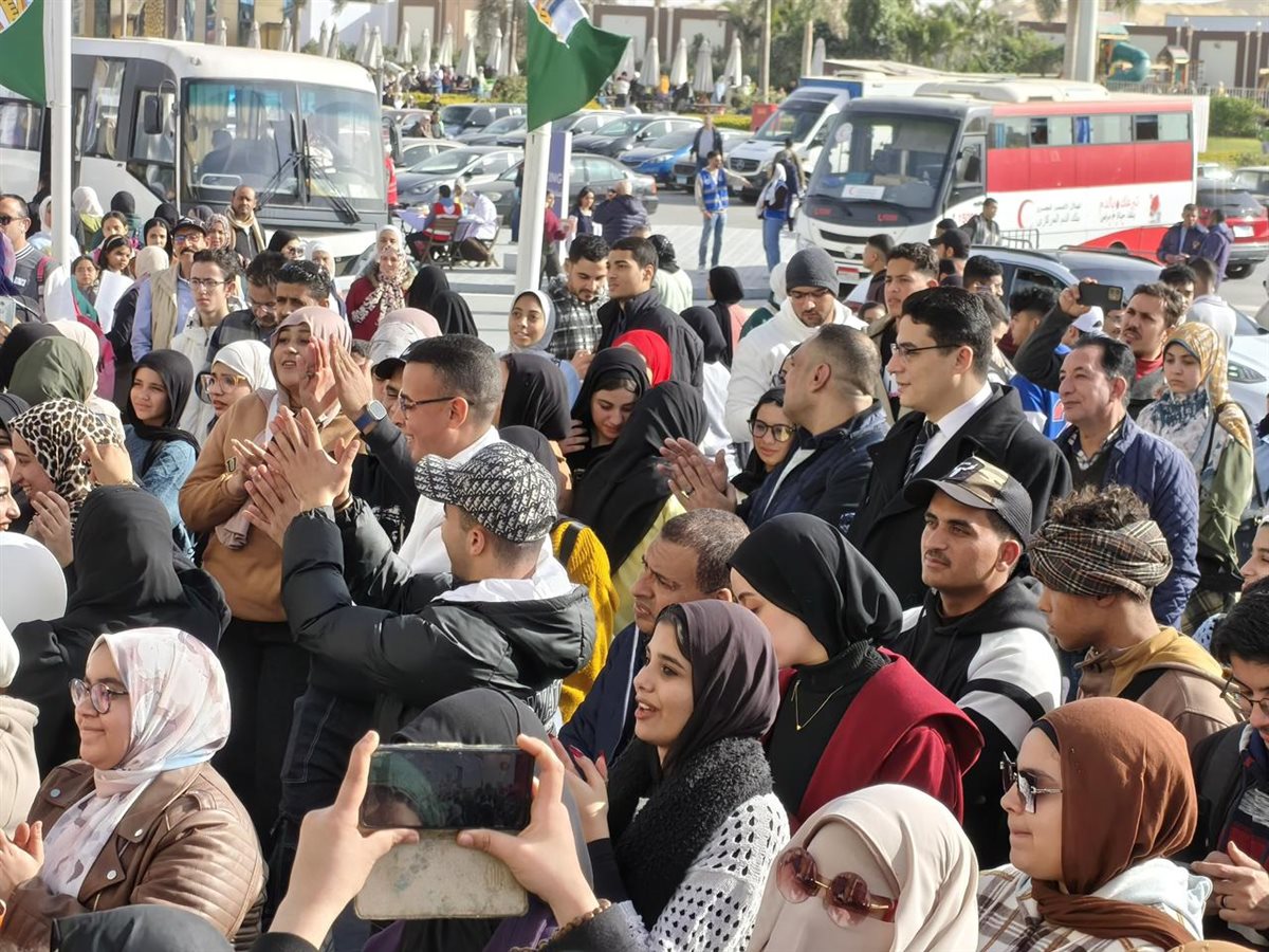 كورال الطفل لثقافة الفيوم يبدع على مسرح معرض القاهرة الدولي للكتاب ويخطف أنظار الجمهور