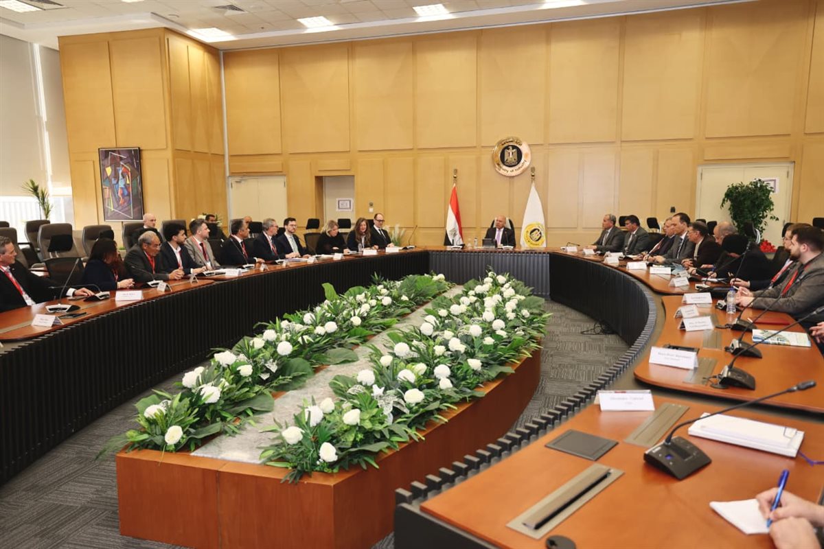 من جانب الاجتماع&nbsp;