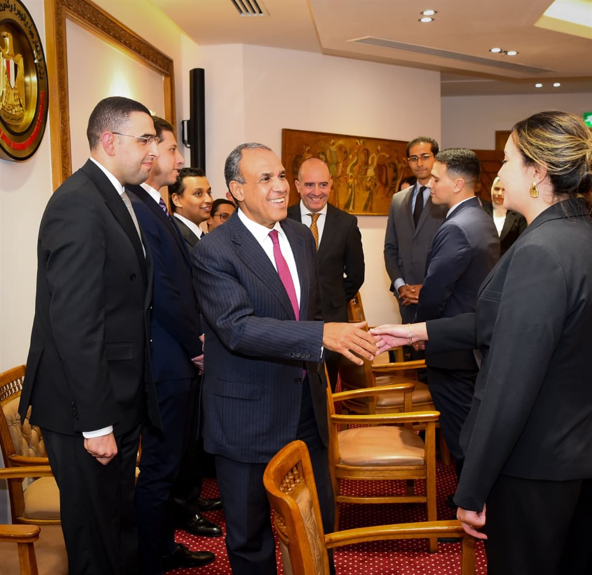 <strong>وزير الخارجية يلتقي الدفعة ٥٨ من الملحقين الدبلوماسيين المعينين حديثًا</strong>