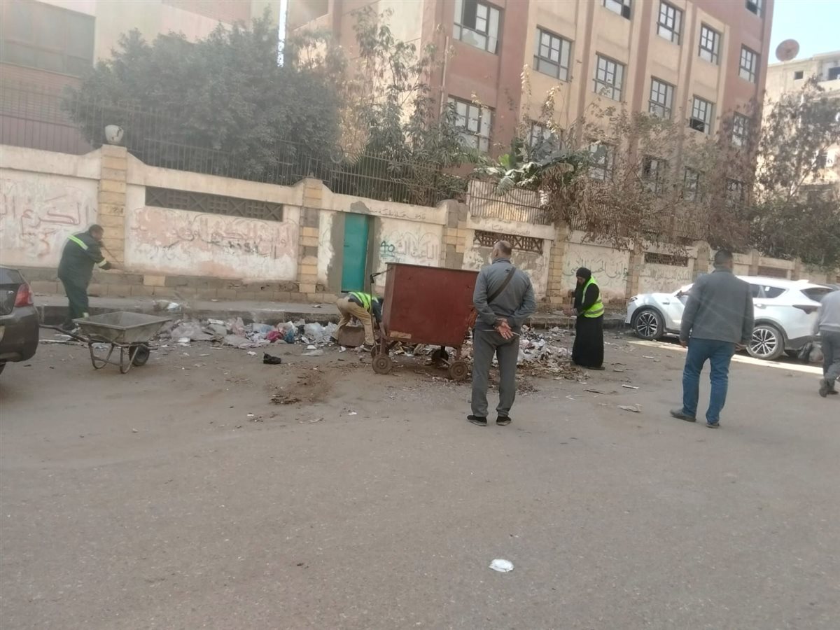 استمرار الحملات المكثفة للنظافة ورفع الإشغالات بمختلف أحياء مدينة الفيوم