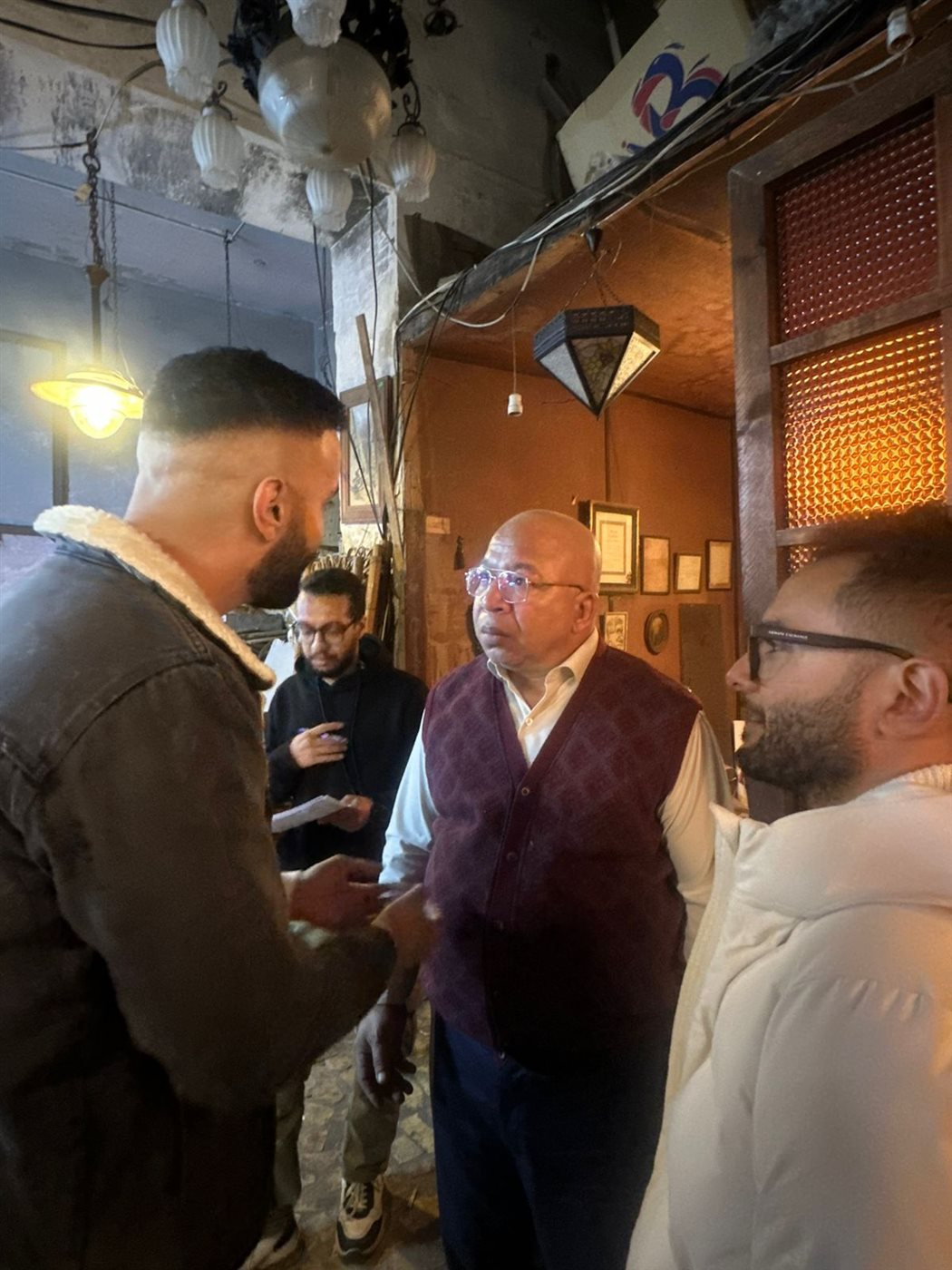 حسني شتا في كواليس تصوير مسلسل سوا سوا&nbsp;