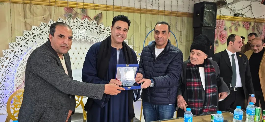 تكريم حفظه القرأن الكريم بأفتتاح جمعية عين السيليين للتنمية المستدامة بالفيوم&nbsp;